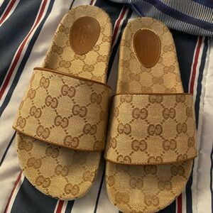 Gucci canvas slide